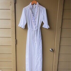 Vintage Jennifer Dale White Polka-dot Sheer Robe